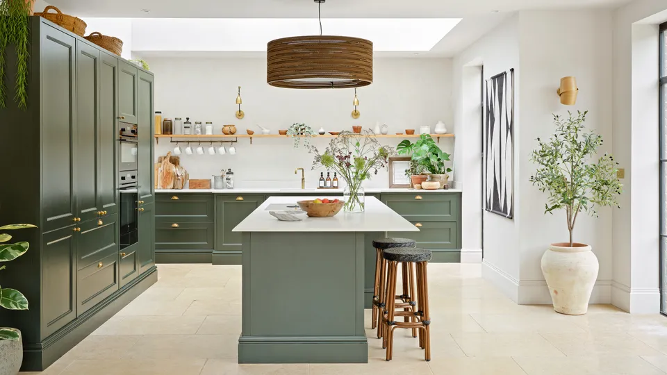 Professional cleaning - kitchen and living spaces