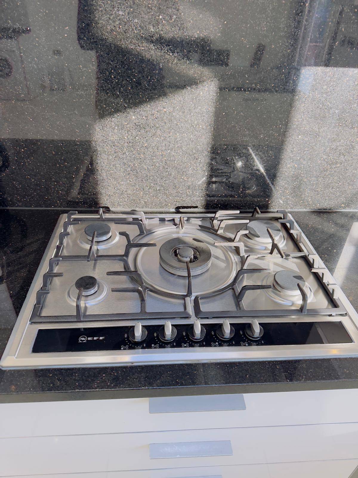 Appliance deep cleaning - work example 12