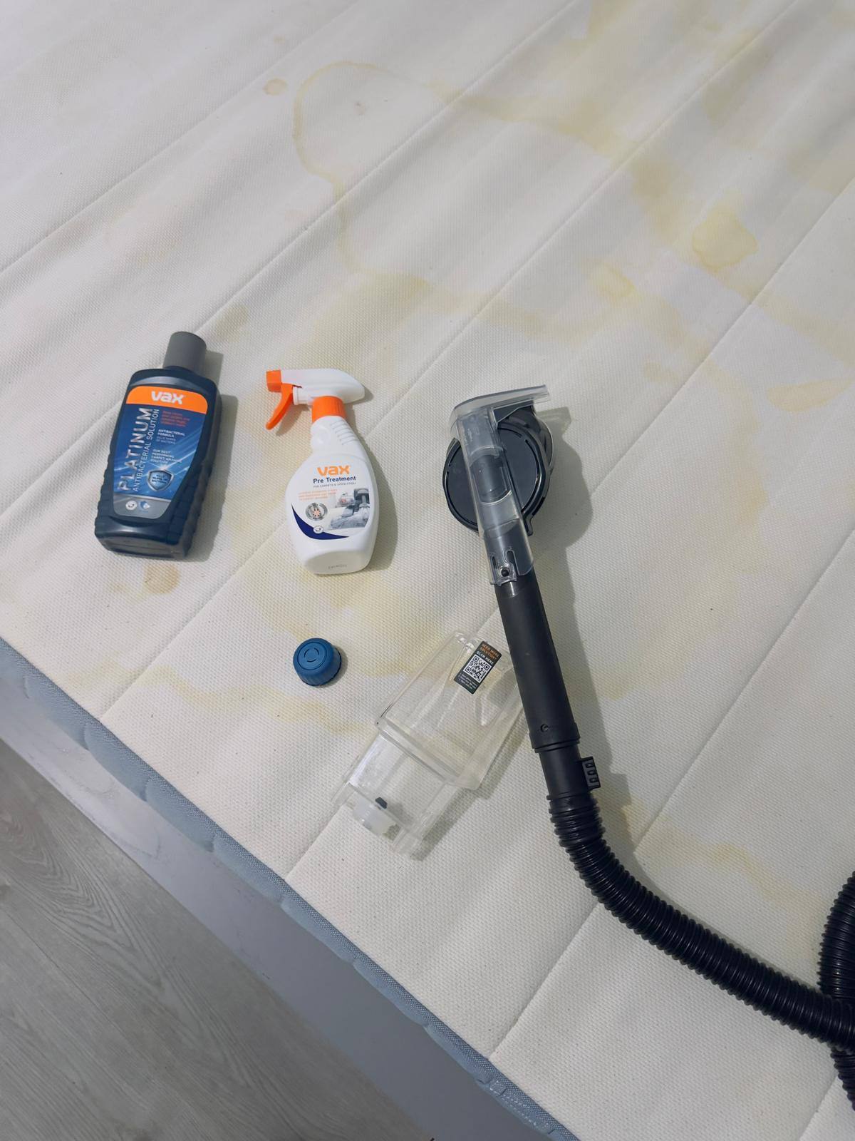 Upholstery & Appliance Deep Cleaning - photo 3