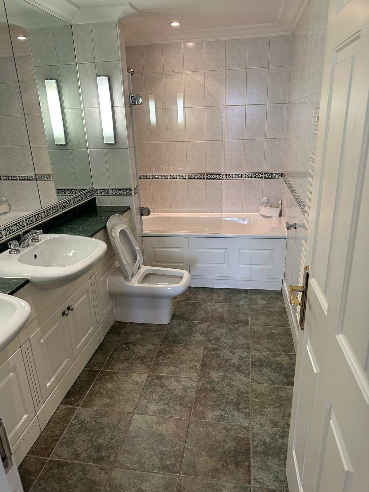 End of Tenancy Cleaning - photo 28